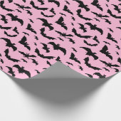 Roze en zwarte halloween vlekken cadeaupapier (Hoek)