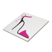Roze en zwarte hoge-hiel-schoen tegeltje (Zijkant)