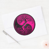 Roze en Zwarte Levensboom Yin Yang Ronde Sticker (Envelop)