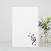 Roze en zwarte vogels op een boomtak briefpapier (Staand voorkant)