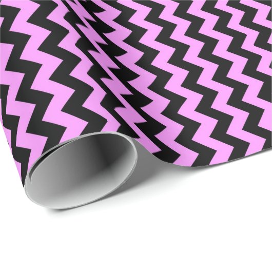 Roze en zwarte zigzag cadeaupapier (Rol Hoek)