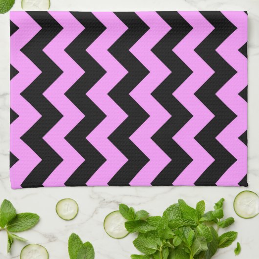 Roze en Zwarte Zigzag Theedoek (Gevouwen)