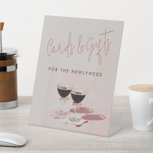 Roze Espresso Martini Vrijgezellenfeest Gifts Kaar Reclamebord Met Voetstuk (Insitu)