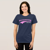 Roze Extrovert Typografie Swoosh Aangepaste datum Tri-Blend Shirt (Voorkant volledig)