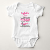 Roze familienaam baby Aankondiging geboortestatist Romper (Voorkant)