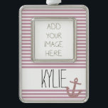 Roze Faux Glitter Anker Strepen Verzilverd Omlijst Ornament<br><div class="desc">Pink Faux Glitter (geen echte glitter) Anchor Stripes Christmas gepersonaliseerd ornament met uw afbeelding en tekst of naam</div>