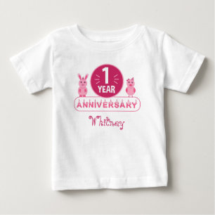 Roze Feestvrienden Eerste Verjaardag Baby T-Shirt