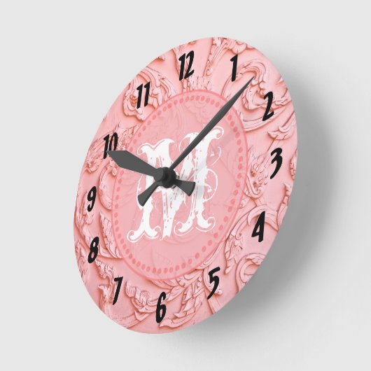Roze filigraan houten monogram Initiaal wandklok (Hoek)