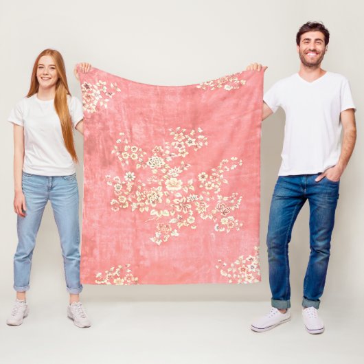 Roze flacon met flesje met flesje fleece deken (In situ)