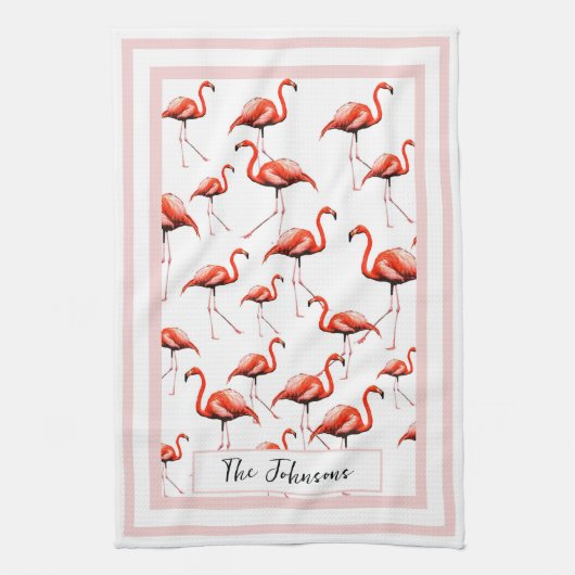 Roze Flamingo Design Custom Familienaam Zomer Theedoek (Verticaal)