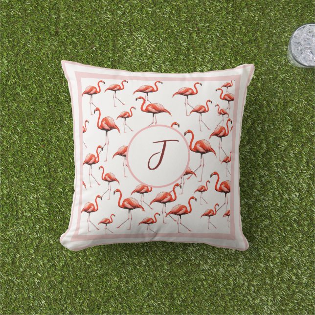Roze Flamingo Design Custom Family Monogram Zomer Buitenkussen (Gras)