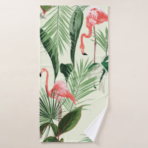 Roze flamingo en exotische bloemen, palmbladeren. badhanddoek