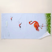 Roze Flamingo & Meadow met Flowers op Light Blue Strandlaken (Voorkant)
