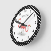 Roze Flamingo met Black Polka Dots gepersonaliseer Ronde Klok (Hoek)