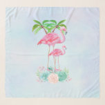 Roze Flamingo Momma & Baby met palmbomen Sjaal<br><div class="desc">Een chiffonsjaal met een afbeelding van een momma en een baby roze flamingo die op een bed van bloemen,  succulent,  staat met groene palmbomen die achterin zwaaien. Tropisch en . De achtergrond is een summiere lichtblauwe waterverf met wenken van paars.</div>
