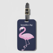 Roze Flamingo op Donkerblauw met naam Bagagelabel (Voorkant (verticaal))