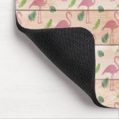 Roze Flamingo op houten patroon Muismat (Hoek)