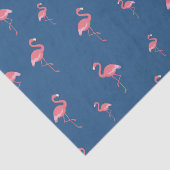 roze flamingo patroon op blauw tissuepapier (Detail)