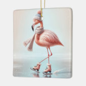 Roze flamingo schaatsen keramisch ornament (Links)