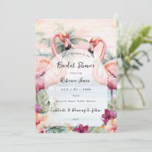 Roze Flamingo strand bruids douche uitnodiging (Staand voorkant)