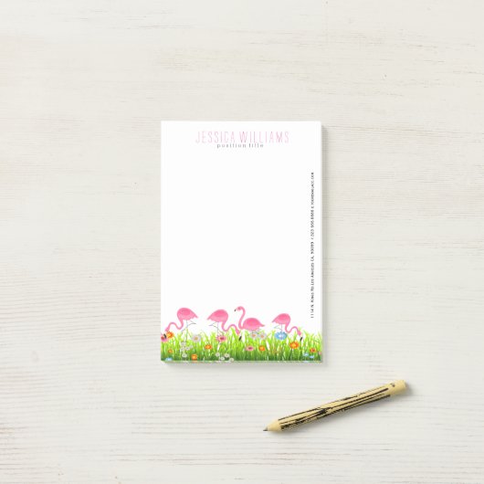 Roze flamingo's en kleurrijke lentebloemen post-it® notes (Op bureau)