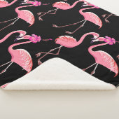 Roze Flamingo's: zwarte achtergrond  Sherpa Deken (3/4)