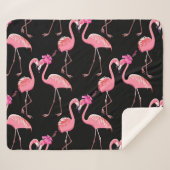 Roze Flamingo's: zwarte achtergrond  Sherpa Deken (Voorkant (horizontaal))