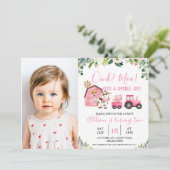 Roze Floral Barn Tractor Boerderij Birthday Foto Kaart (Staand voorkant)