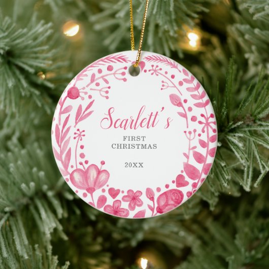 Roze Floral Custom Baby's Eerste Kerstmis Keramisch Ornament (Boom)