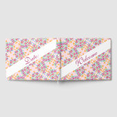 Roze Floral Design Gastenboek (Volledig)