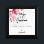 Roze Floral Moeder van de Groom Dank u bericht Cadeaudoosje<br><div class="desc">Roze Floral Moeder van de Groom Dank u het cadeauvakje van het Bericht. Een unieke manier van gezegde Dank u aan de moeder van uw Groom. Een cadeaudoos voor juwelen met roze florale achtergrond met een persoonlijke dankbetuiging is het perfecte geschenk. Pas het door de naam van de bruid te...</div>