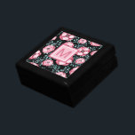 roze Floral Monogram zwart Cadeaudoosje<br><div class="desc">Deze  cadeaudoos heeft een roze florale achtergrond. Personaliseer het monogram van uw keuze.</div>