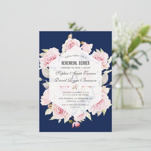 Roze Floral Navy Blue Geometric Rehearsal Dinner Kaart (Staand voorkant)