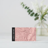 Roze folie textuur + zwart visitekaartje (Staand voorkant)