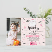 Roze Foto Ghost Spooky Een Halloween 1e Verjaardag Kaart (Staand voorkant)