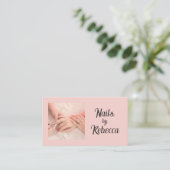 Roze Foto Nagelstylist | Zwarte Script Visitekaartje (Staand voorkant)