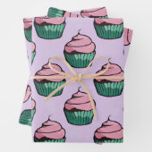 Roze Frosted Cupcakes Wrapping Paper Set (In situ)