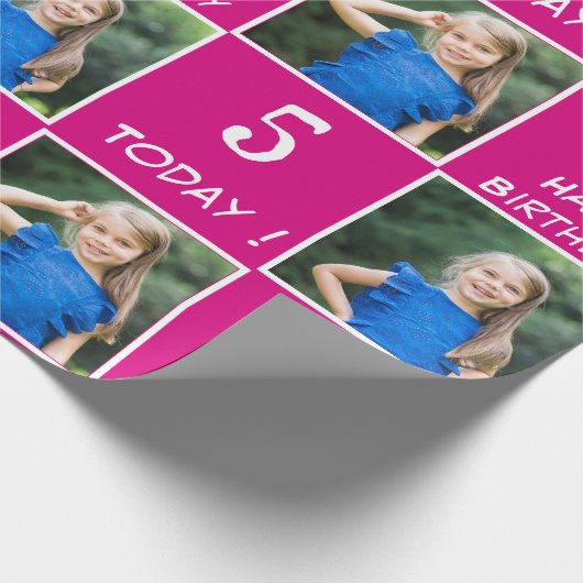 Roze Fuchsia 2 Foto Custom Happy Birthday Girl Cadeaupapier (Hoek)