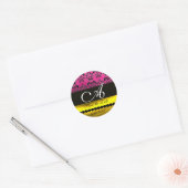 ROZE FUCHSIA PAARSE GOUDEN ZWART DAMASK MONOGRAM RONDE STICKER (Envelop)