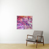 ROZE FUCHSIA WHIMSISE KRULLEN MET HART WANDKLEED (In Situ (horizontaal))