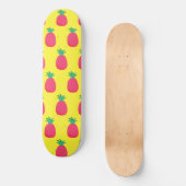 Roze Geel Ananas Tropisch Patroon Skateboard (Voorkant)