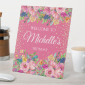 Roze Geel Bloemen Glitter Verjaardag Welkomstnaam Reclamebord Met Voetstuk (Insitu)
