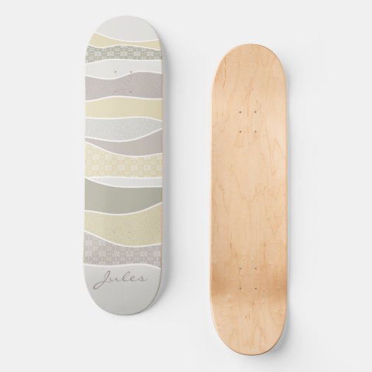 Roze Geel Groen Curve Stripe Abstracte Golven Naam Persoonlijk Skateboard (Voorkant)