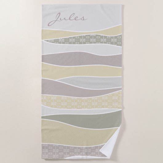 Roze Geel Groen Gebogen Streep Abstracte Wave Naam Strandlaken (Voorkant)