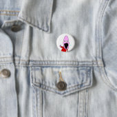 Roze gehersenspoelde pop die wijst ronde button 3,2 cm (In situ)