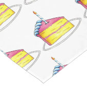 Roze gele laag Happy Birthday Cake Slice Candle Lange Tafelloper (Hoek)