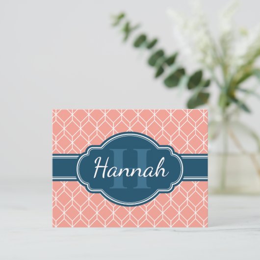 Roze Geometric Diamond Pattern Blue Monogram Briefkaart (Staand voorkant)