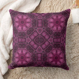 Roze geometrisch patroon met bloemrijke mandala-gl kussen