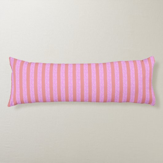 Roze geometrische strepen lichaamskussen (Voorkant)