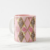 Roze geometrische textuur tweekleurige koffiemok (Voorkant links)